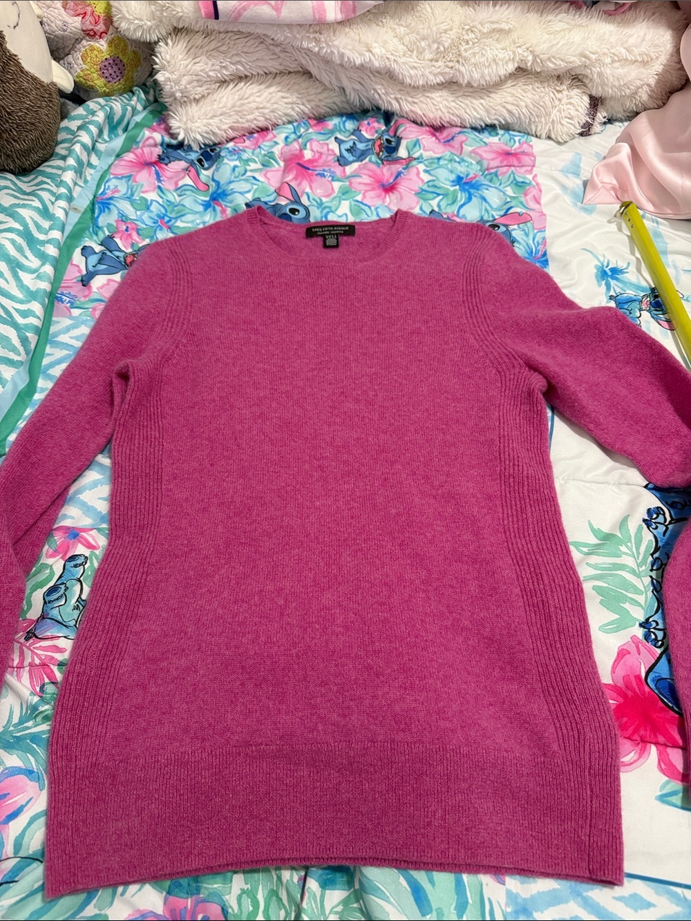 Saks fifth Avenue Hot Pink Crewneck Cashmere-Blend Sweater size S-M